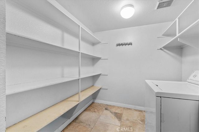 5825 Opal Court, Fontana, CA 92336