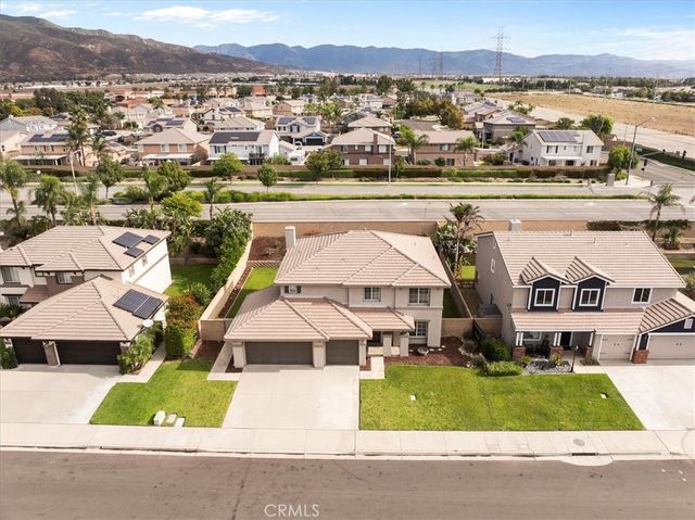 5825 Opal Court, Fontana, CA 92336