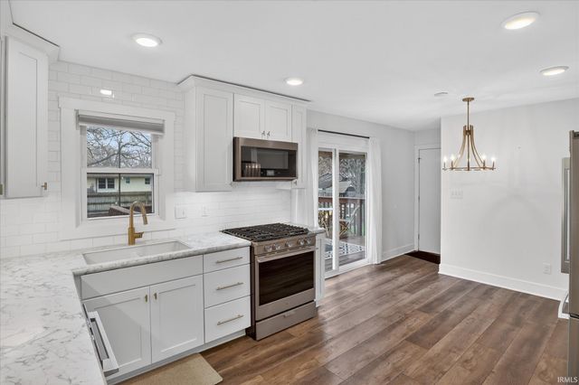 53827 Needles Court, Elkhart, IN 46514