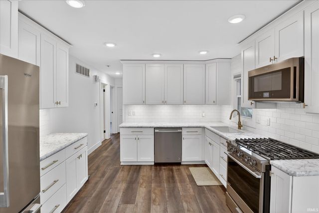 53827 Needles Court, Elkhart, IN 46514