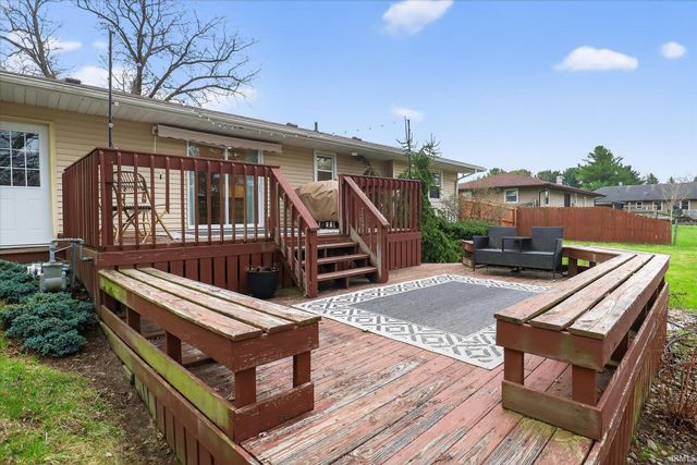 53827 Needles Court, Elkhart, IN 46514