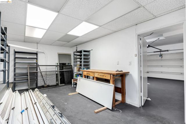 10 Sereno Cir, Oakland, CA 94619