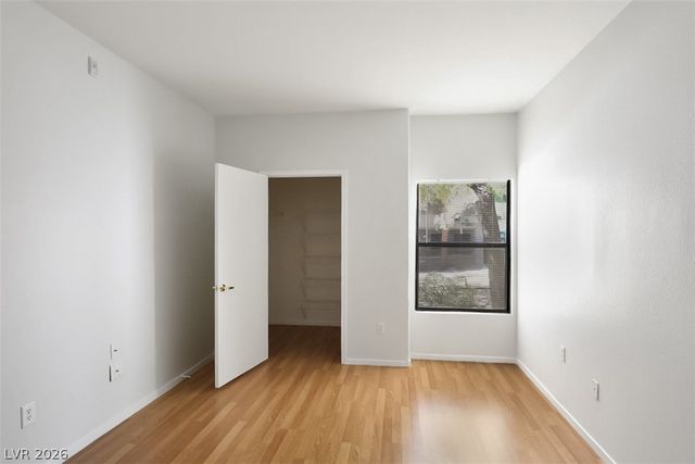 8250 North Grand Canyon Drive 1137, Las Vegas, NV 89166