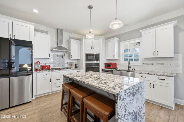2950 Cragburn Place, Fayetteville, NC 28306
