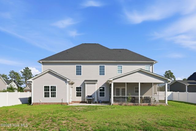 2950 Cragburn Place, Fayetteville, NC 28306