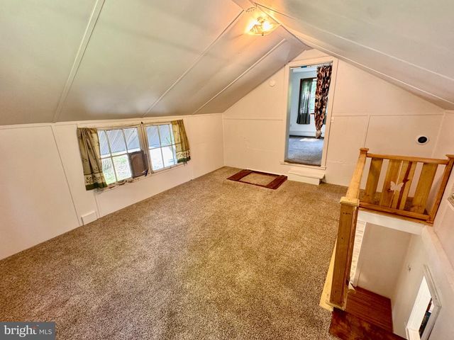 24 ASTER LN, Fredericksburg, PA 17026