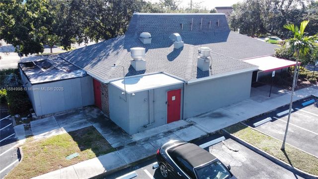 2759 W Oakland Park Blvd, Oakland Park, FL 33311