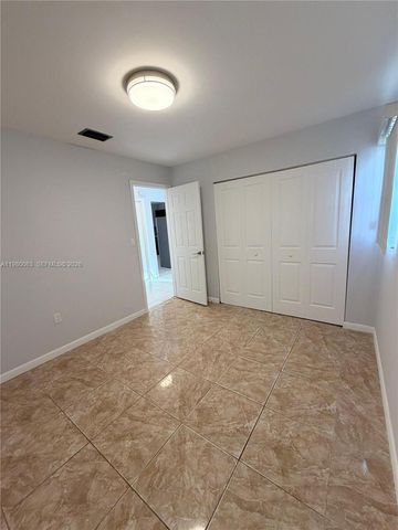 16920 NE 4th CT Back, North Miami Beach, FL 33162