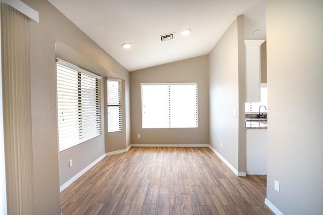15006 S 27th Way, Phoenix, AZ 85048