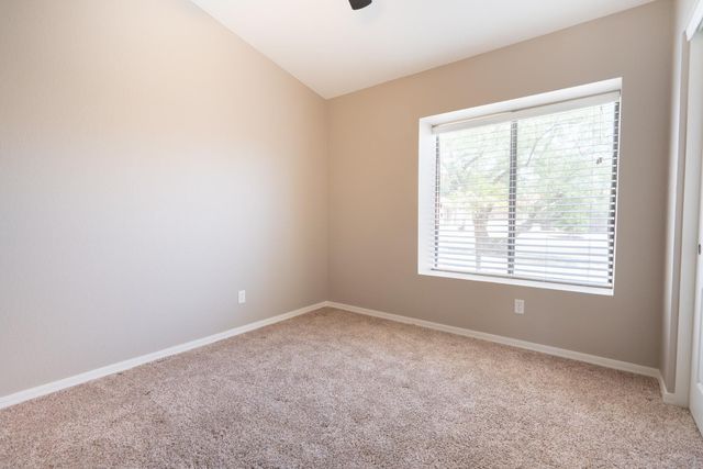 15006 S 27th Way, Phoenix, AZ 85048