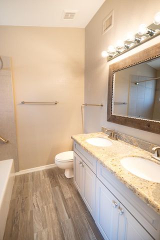15006 S 27th Way, Phoenix, AZ 85048
