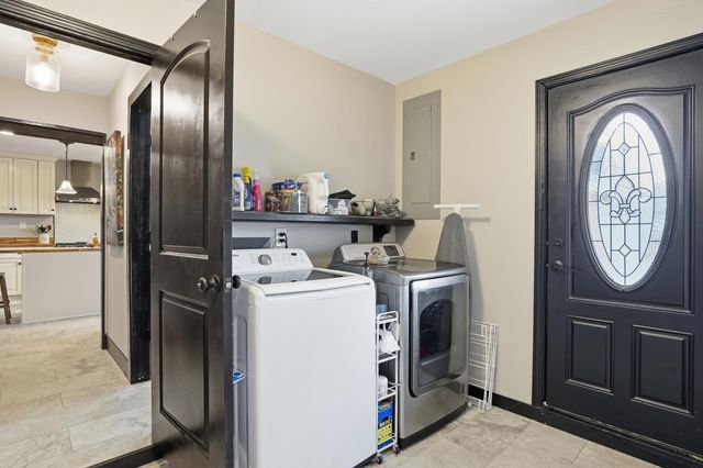 307 Wayside Dr, Houma, LA 70360