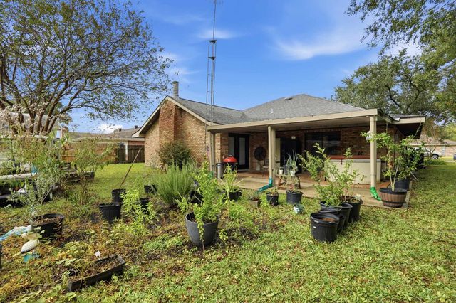 307 Wayside Dr, Houma, LA 70360