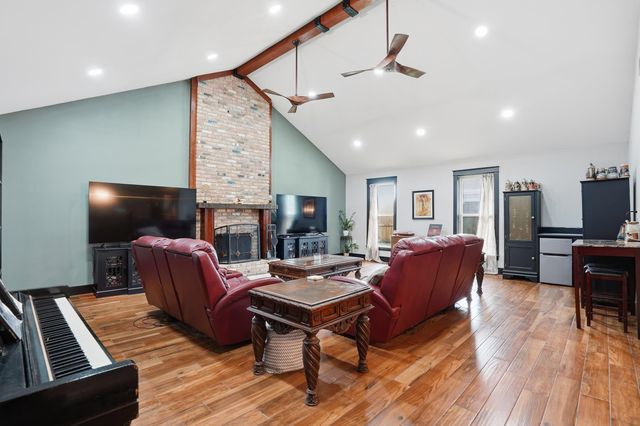 307 Wayside Dr, Houma, LA 70360