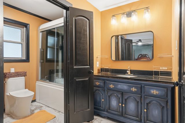 307 Wayside Dr, Houma, LA 70360