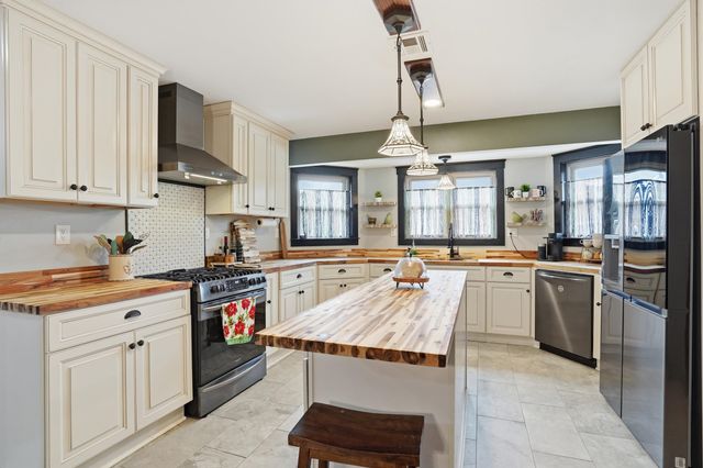 307 Wayside Dr, Houma, LA 70360