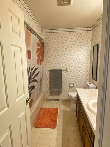 107 Brookfield Drive, Macungie Boro, PA 18062