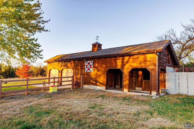 16755 Say Rd, Wamego, KS 66547