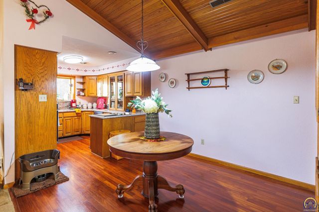 16755 Say Rd, Wamego, KS 66547