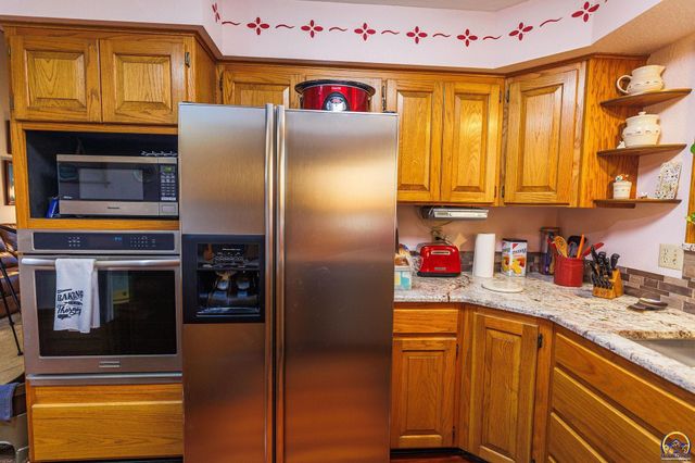 16755 Say Rd, Wamego, KS 66547