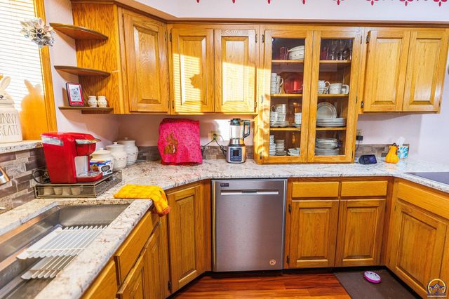 16755 Say Rd, Wamego, KS 66547