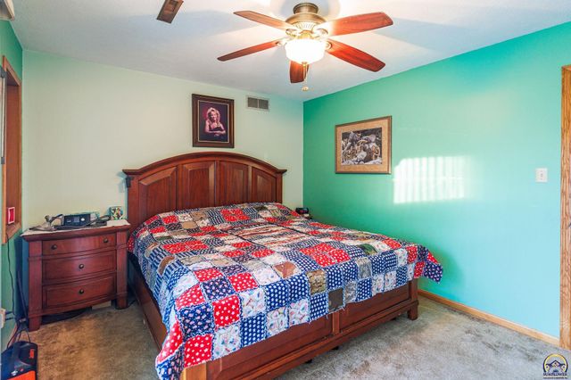 16755 Say Rd, Wamego, KS 66547