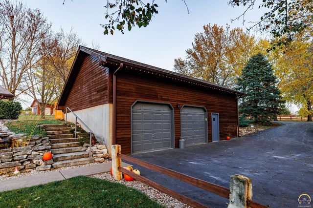 16755 Say Rd, Wamego, KS 66547