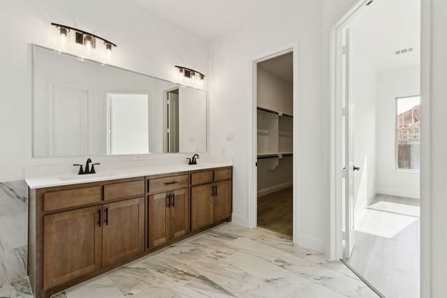 5405 Bardwell Drive, Denton, TX 76226