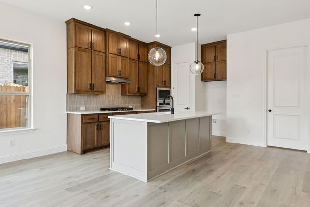 5405 Bardwell Drive, Denton, TX 76226