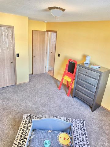 15380 Top Drive Drive, St Robert, MO 65584