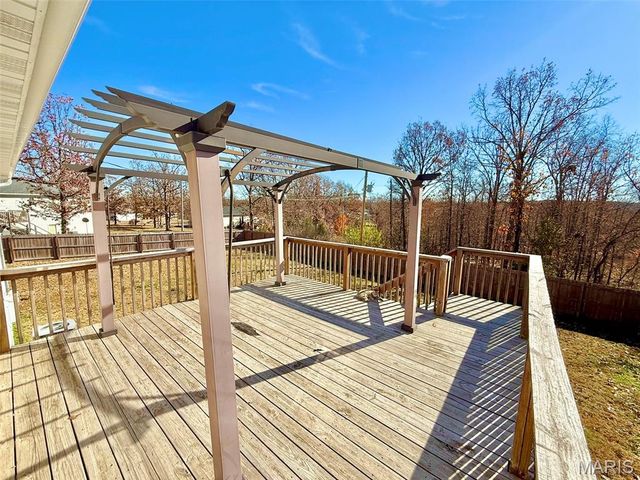 15380 Top Drive Drive, St Robert, MO 65584