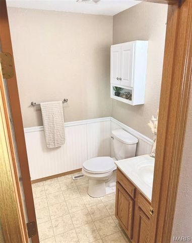 15380 Top Drive Drive, St Robert, MO 65584