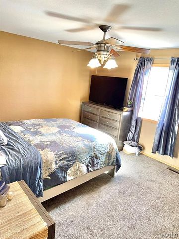 15380 Top Drive Drive, St Robert, MO 65584