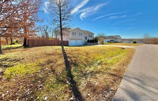 15380 Top Drive Drive, St Robert, MO 65584