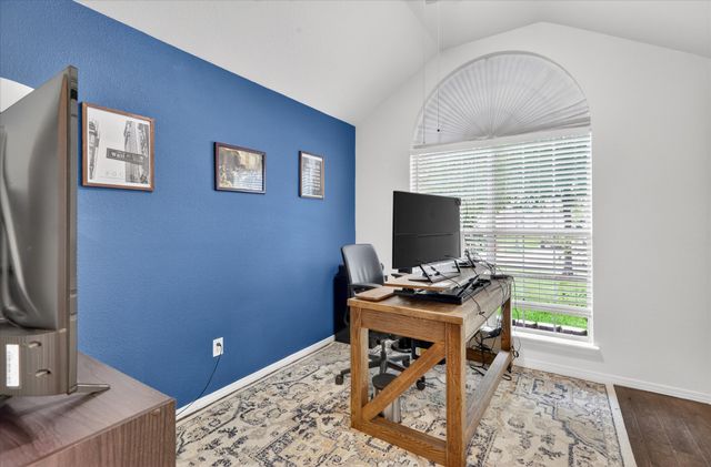 924 Chestnut Lane, Saginaw, TX 76179