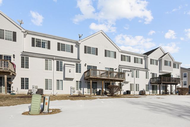 3165 Shenandoah Lane, Woodstock, IL 60098