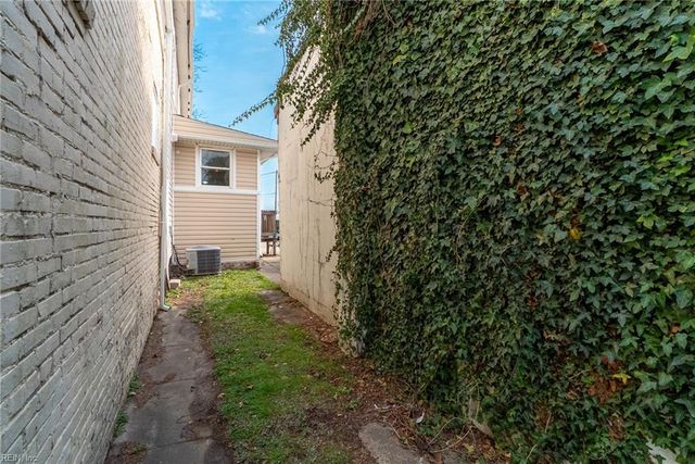 1005 Chesapeake AVE, Chesapeake, VA 23324