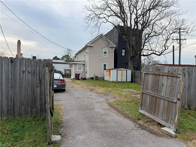 1005 Chesapeake AVE, Chesapeake, VA 23324