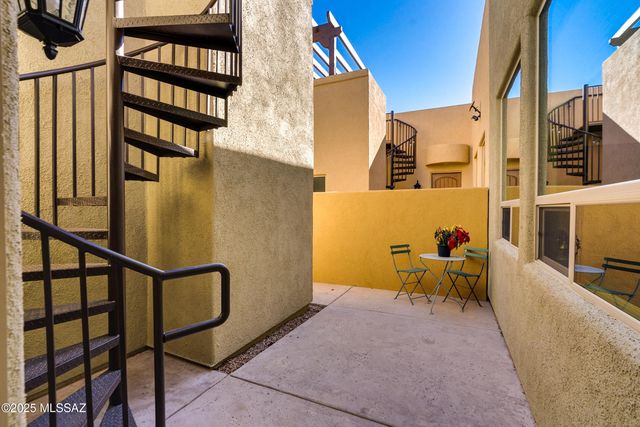 1504 Golden Gate Way, Tubac, AZ 85646