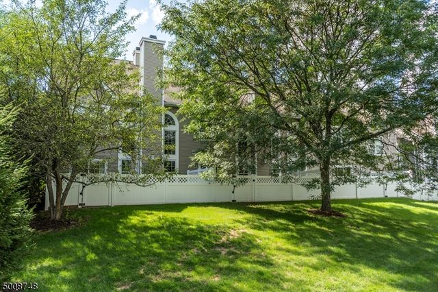 17 Clark Ct, Bernards Twp., NJ 07920