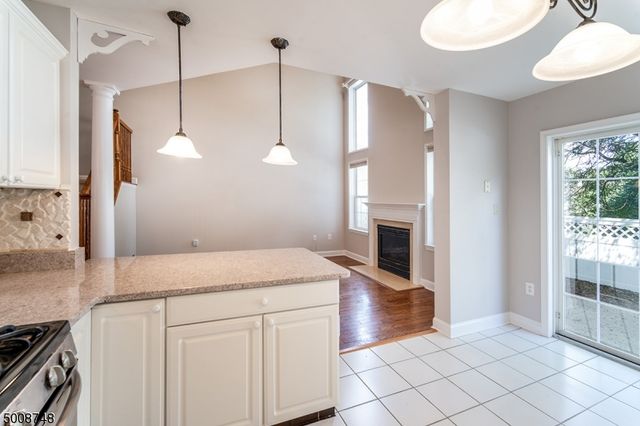 17 Clark Ct, Bernards Twp., NJ 07920