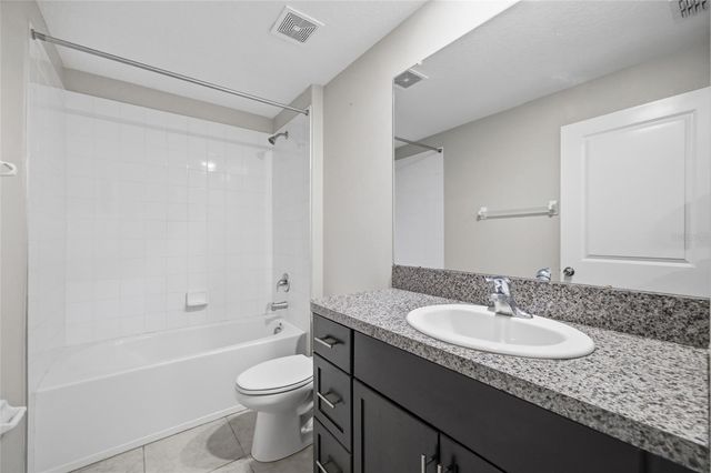 724 ROYAL EMPRESS DRIVE, Ruskin, FL 33570