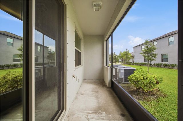 724 ROYAL EMPRESS DRIVE, Ruskin, FL 33570