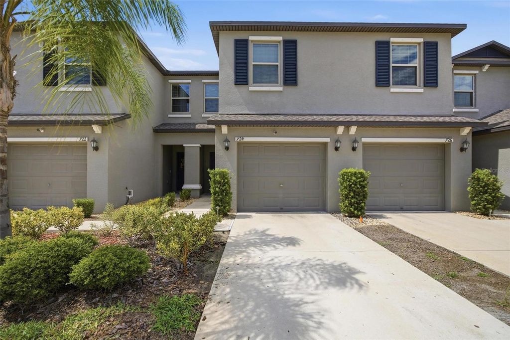 724 ROYAL EMPRESS DRIVE, Ruskin, FL 33570