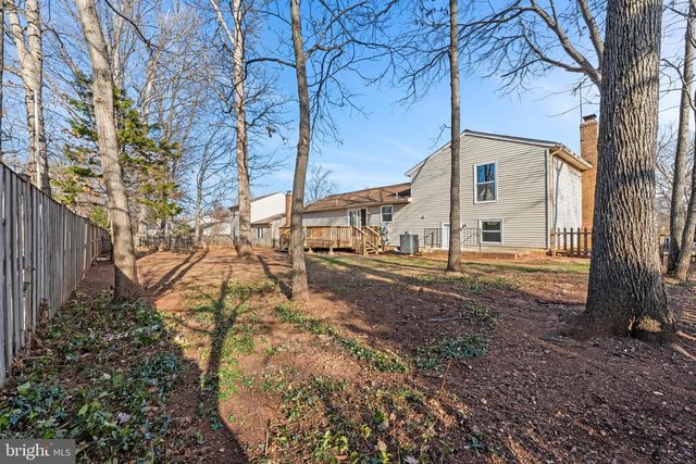 1359 ROCK CHAPEL RD, Herndon, VA 20170