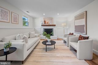 1359 ROCK CHAPEL RD, Herndon, VA 20170