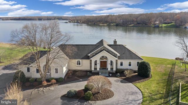 6109 LAKE FRONT WAY, Spotsylvania, VA 22551