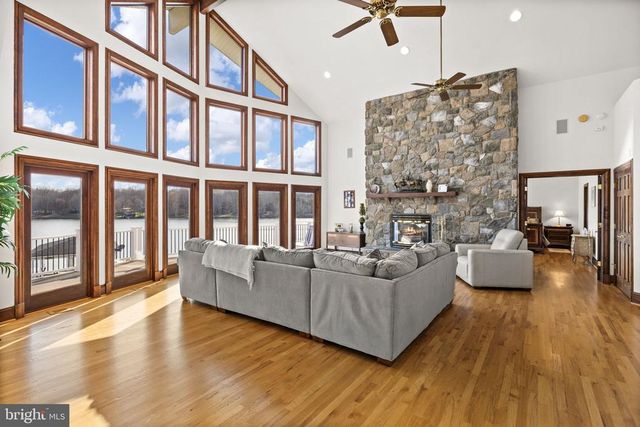 6109 LAKE FRONT WAY, Spotsylvania, VA 22551