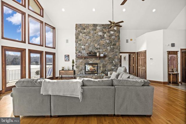 6109 LAKE FRONT WAY, Spotsylvania, VA 22551