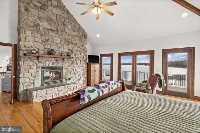 6109 LAKE FRONT WAY, Spotsylvania, VA 22551